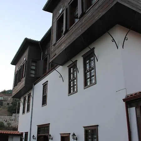 Hotel Altin 3*