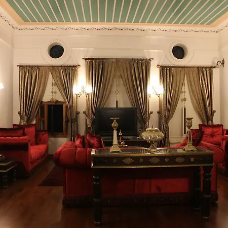 Hotel Altin 3*