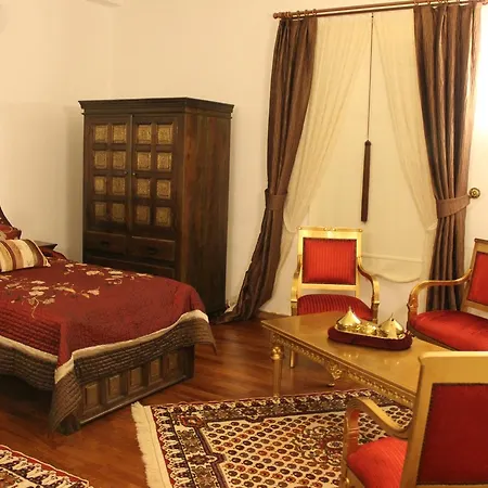 Hotel Altin 3*
