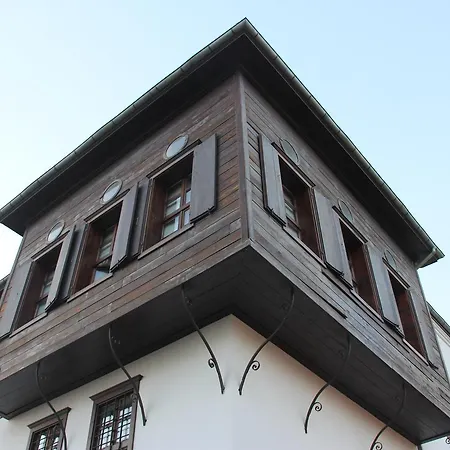 Hotel Altin 3*